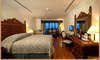 Dhow Palace Hotel 